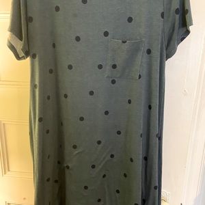 NWOT LULAROE Carly dress size large